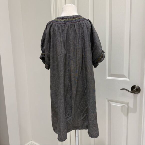 Flutterbye Gray Embroidered 100% cotton Tunic Top Size Large - Picture 4 of 7